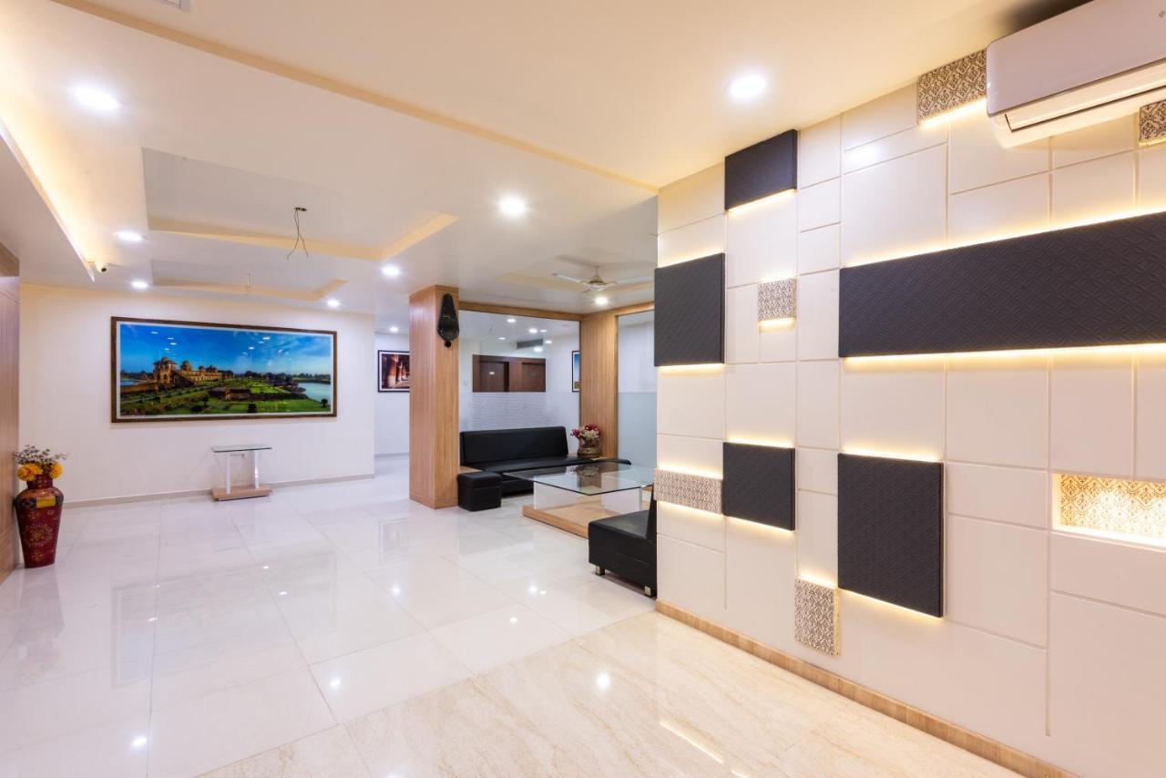 Hotel Drishti,Bhopal Bagian luar foto