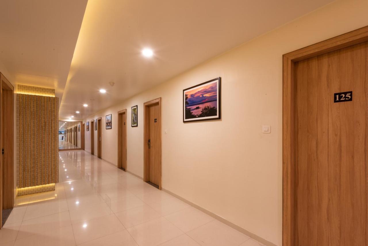 Hotel Drishti,Bhopal Bagian luar foto