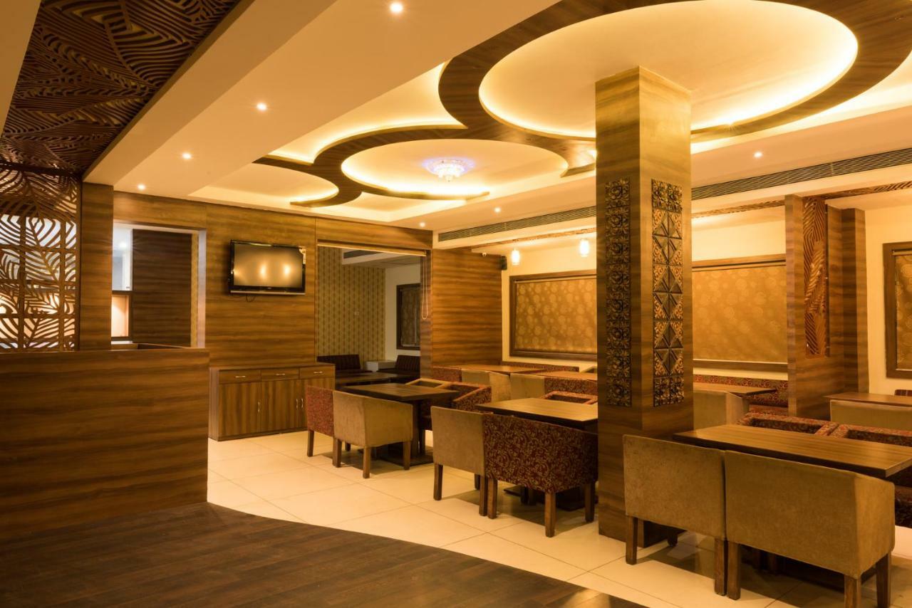 Hotel Drishti,Bhopal Bagian luar foto