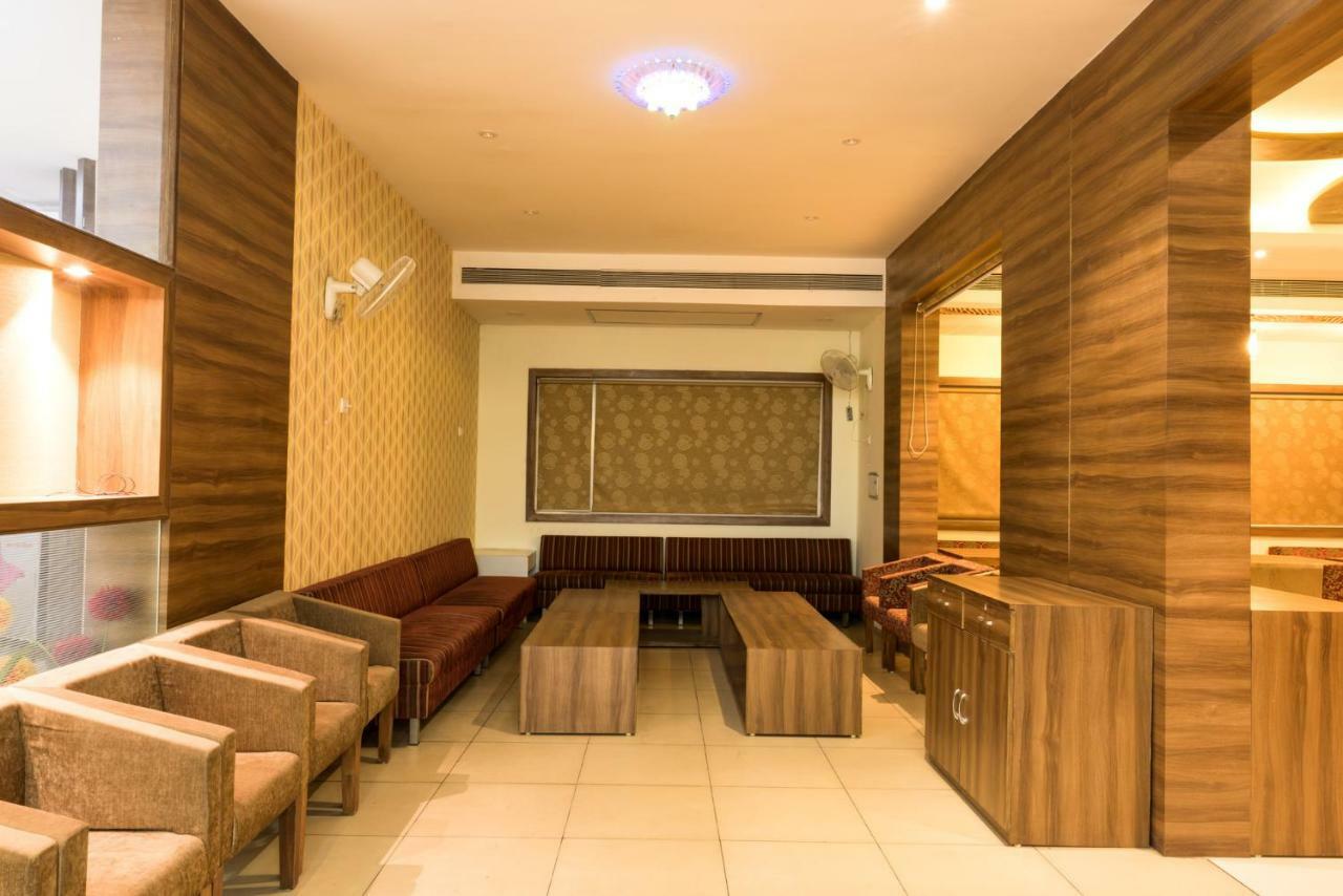 Hotel Drishti,Bhopal Bagian luar foto